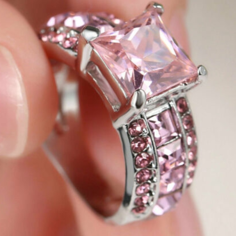 925 SILVER Gorgeous Princess Cut Lab Created Pink Topaz Ring.